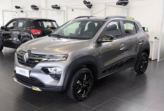 RENAULT KWID 1.0 12V SCE FLEX OUTSIDER MANUAL RENAULT KWID 1.0 12V SCE FLEX OUTSIDER MANUAL